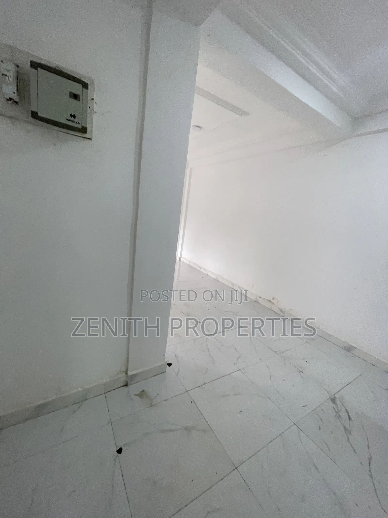 1bdrm Apartment in Zenith Realty, Dansoman for rent
