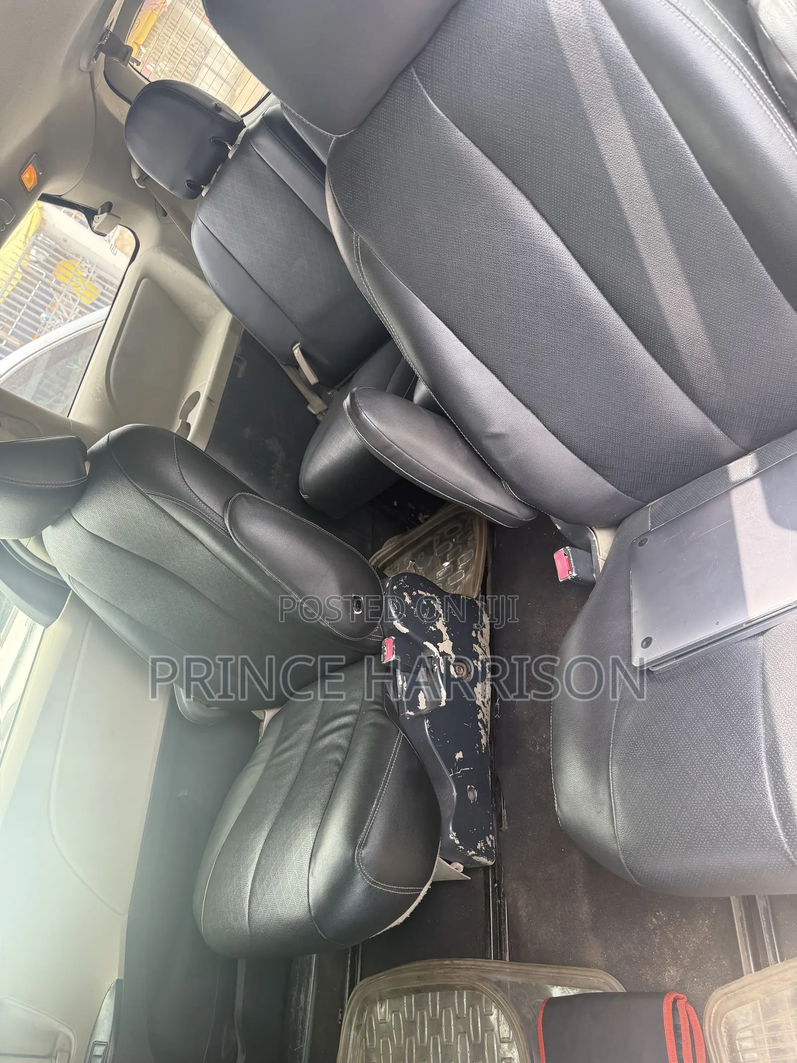 Toyota Sienna L FWD 7 Passenger 2013 Black