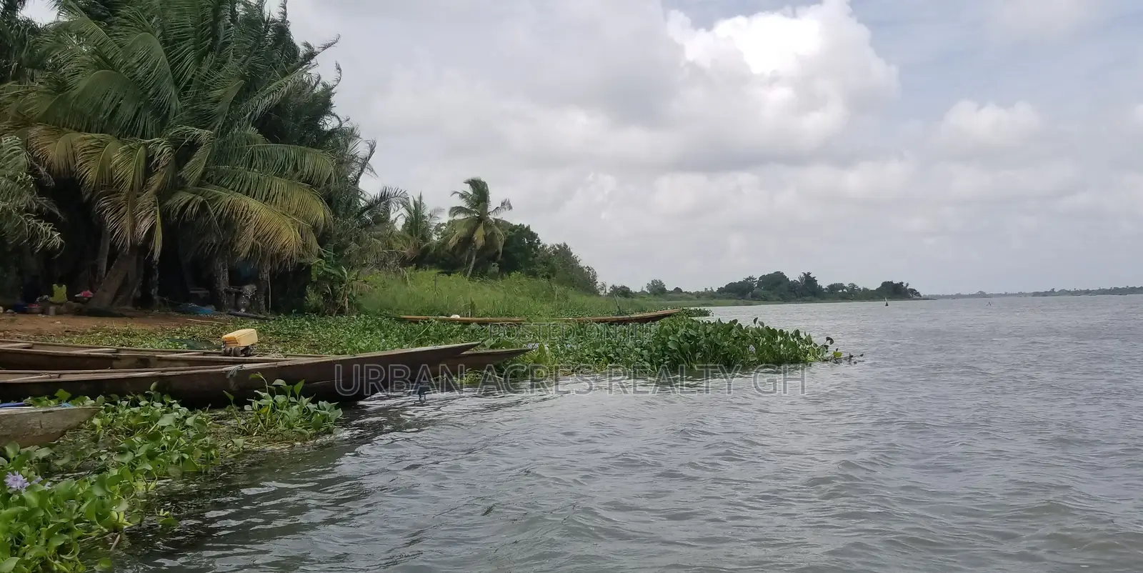 VOLTA REGION, (SOGAKOPE) _ 5 Plots Riverfront Land
