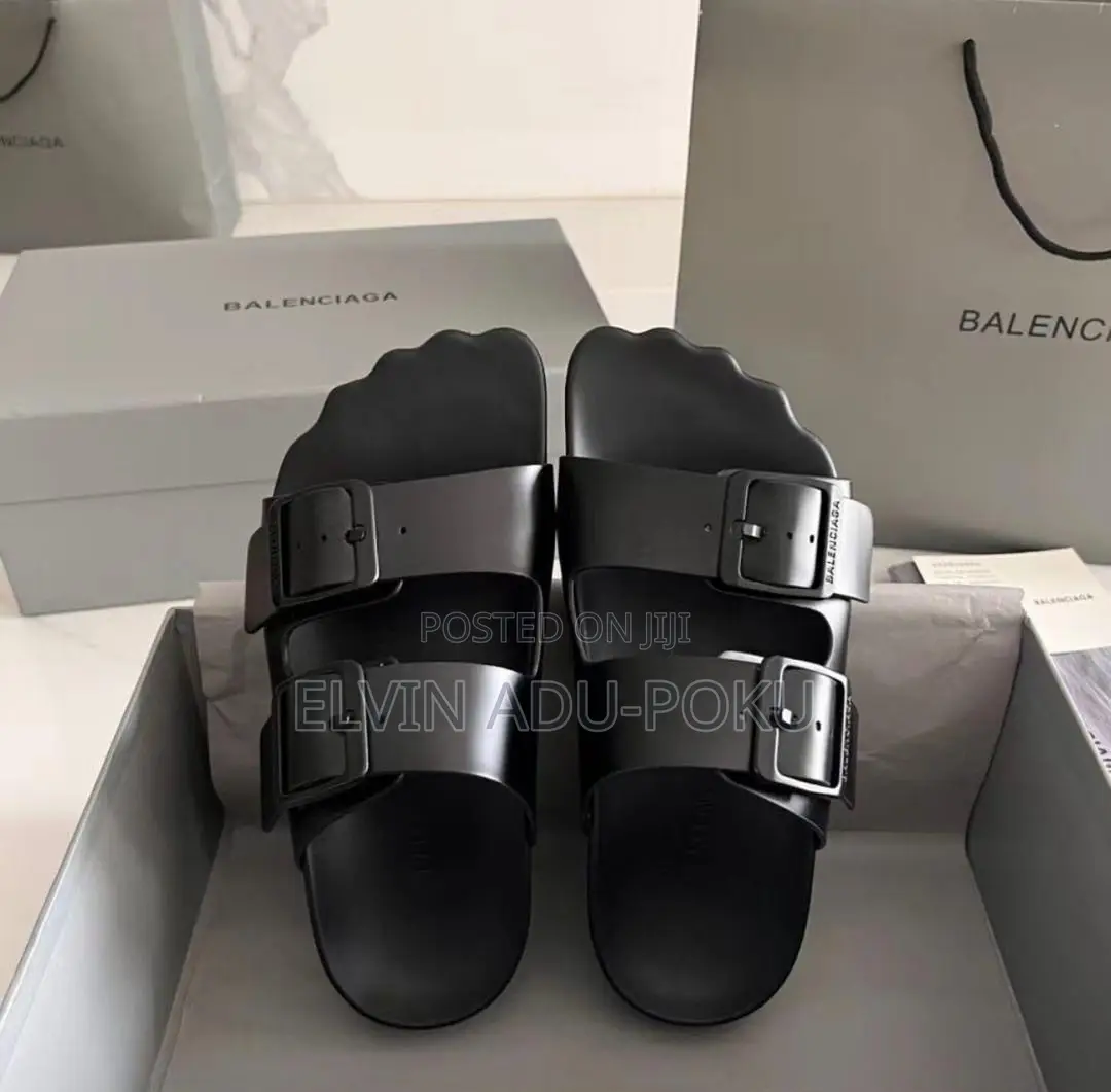 Balenciaga Sunday Sandal | Black