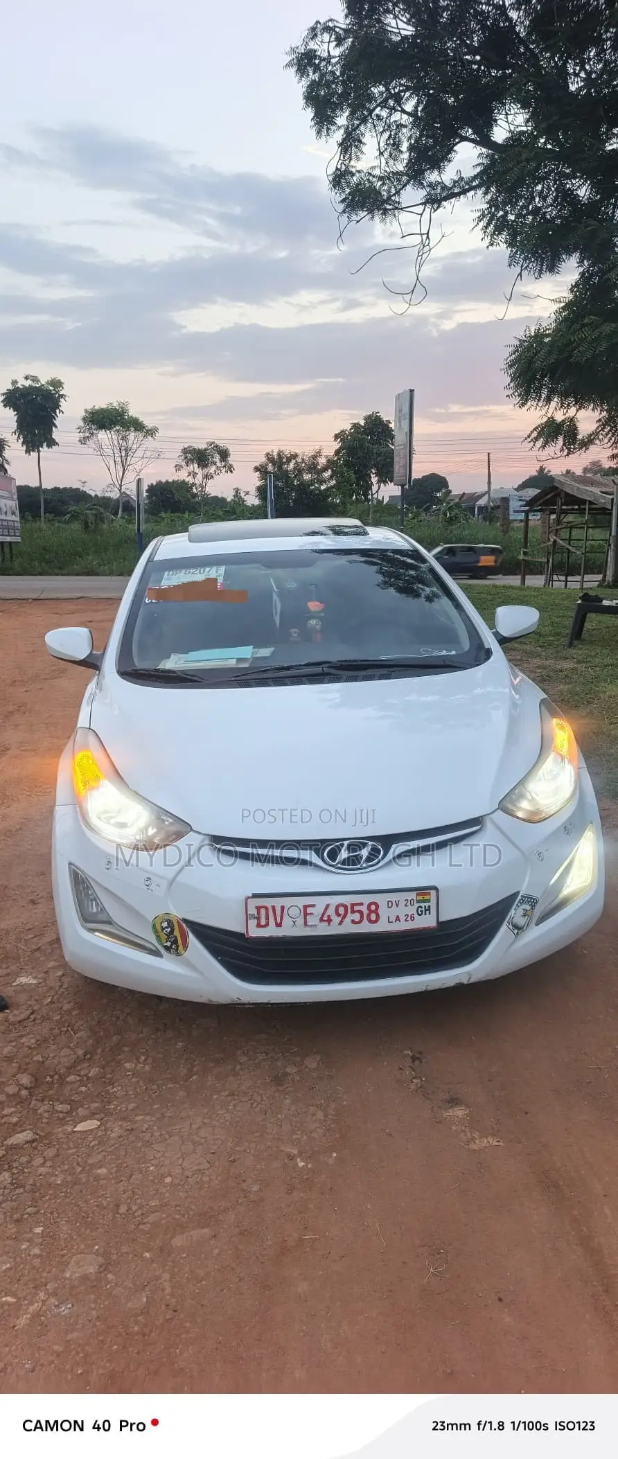 Hyundai Elantra SE 4dr Sedan (1.8L 4cyl 6A) 2015 White