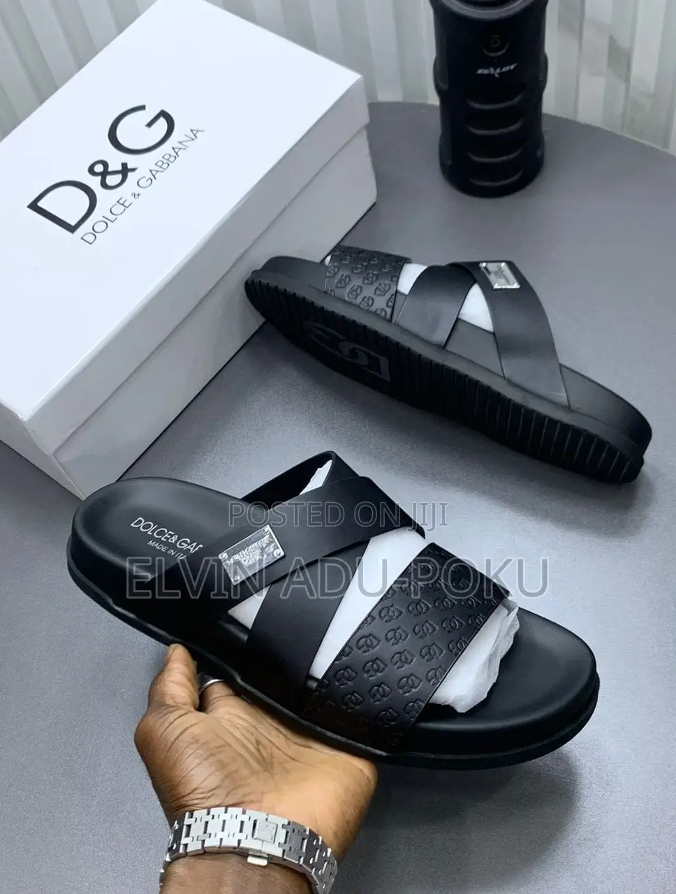 Dolce Gabbana Slippers | Black