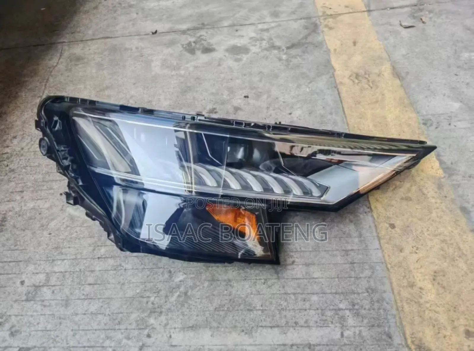 Audi Q8 2021 Right Side Headlight