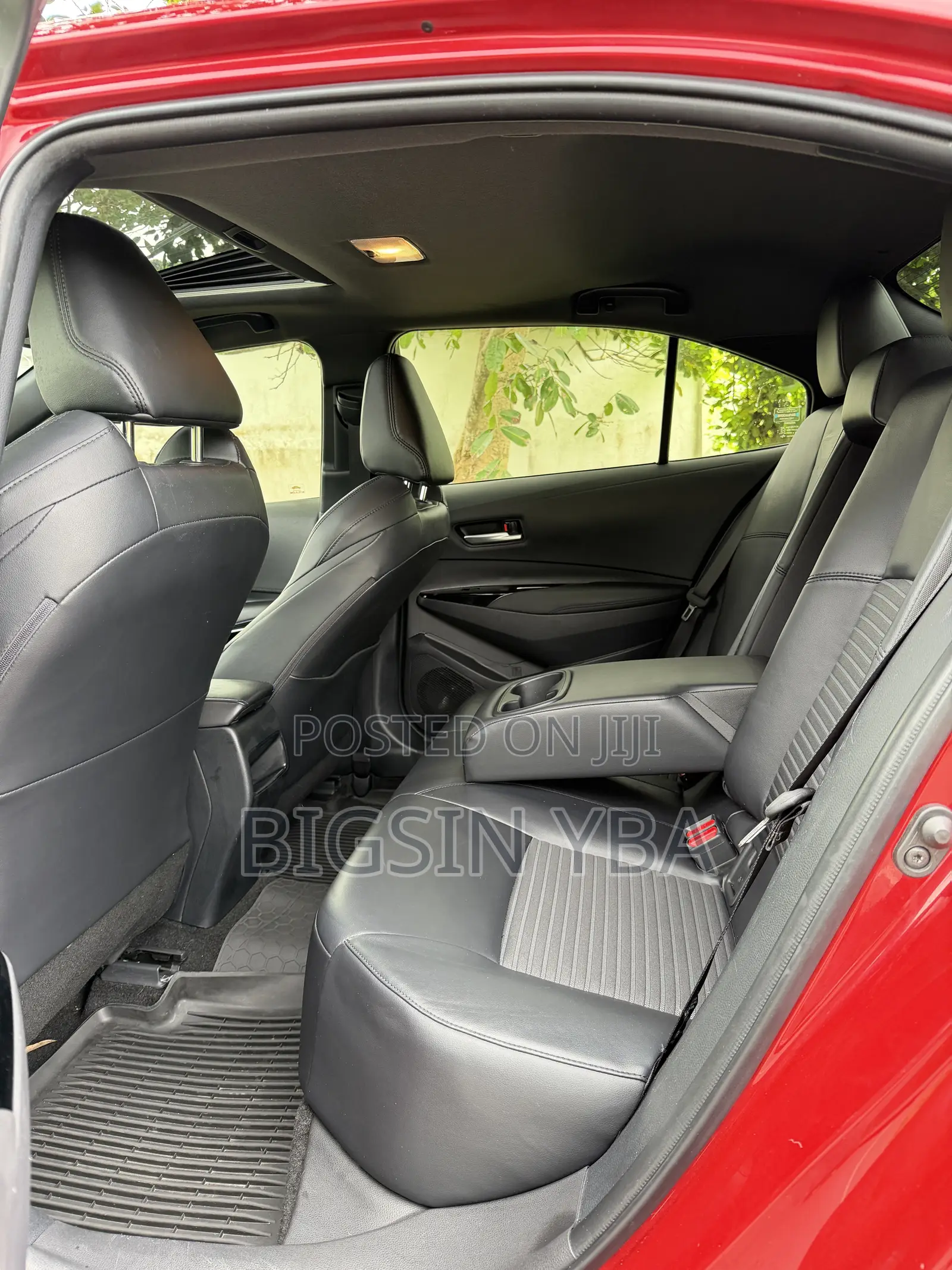 Toyota Corolla XSE 2022 Red