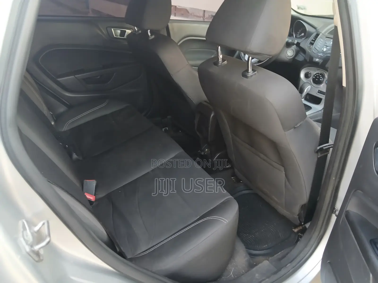 Ford Fiesta 2015 Gray