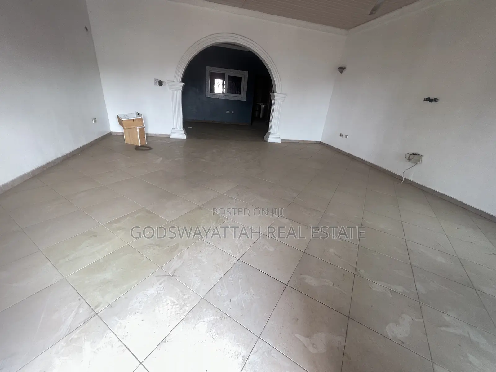 5bdrm Apartment in East Legon, Adjiriganor for rent