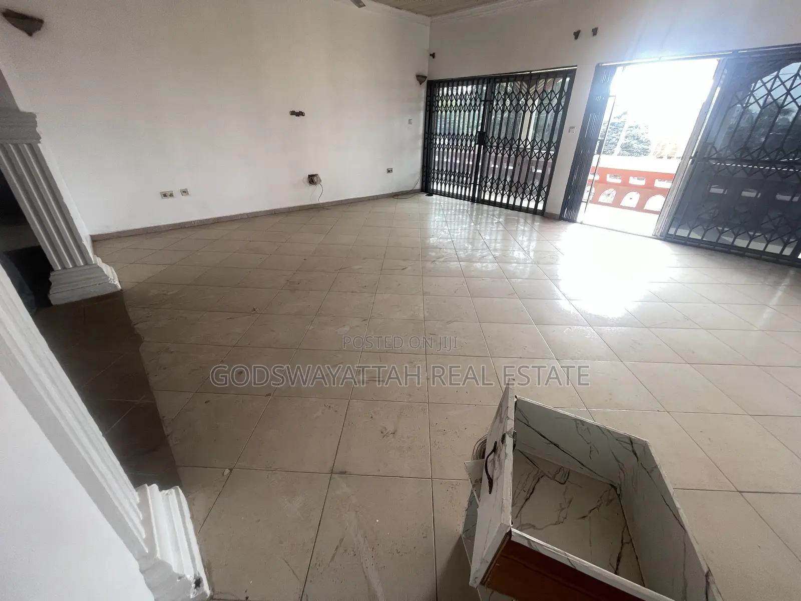 5bdrm Apartment in East Legon, Adjiriganor for rent