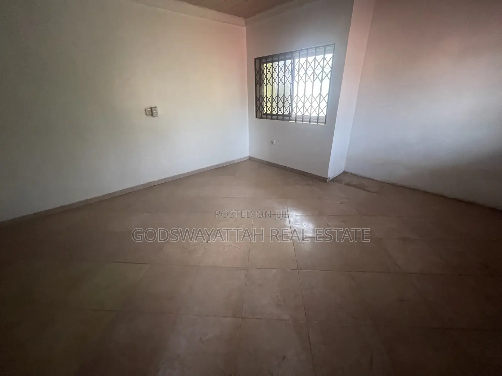 5bdrm Apartment in East Legon, Adjiriganor for rent