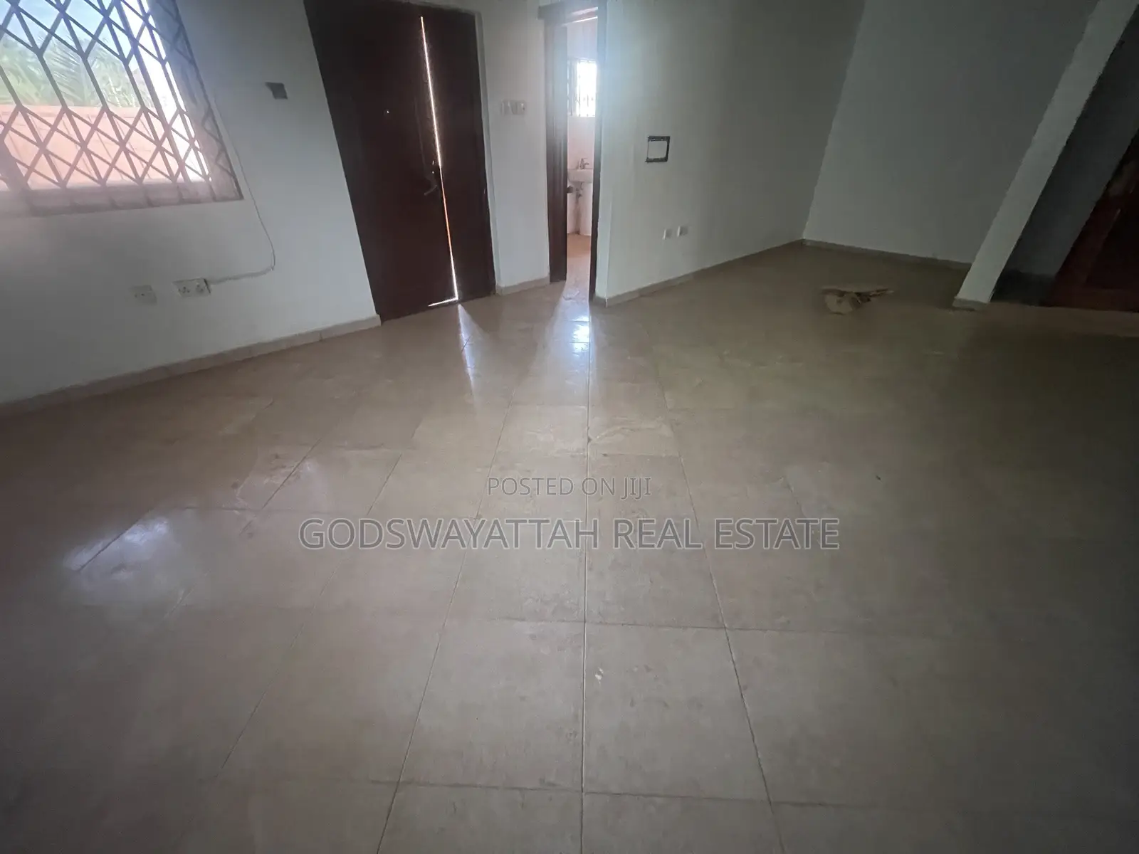 5bdrm Apartment in East Legon, Adjiriganor for rent