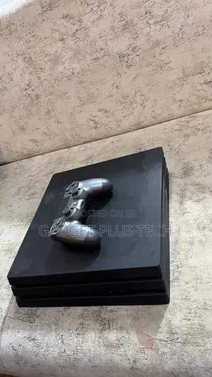 PS4 Pro 1 Controller 6 Offline Games