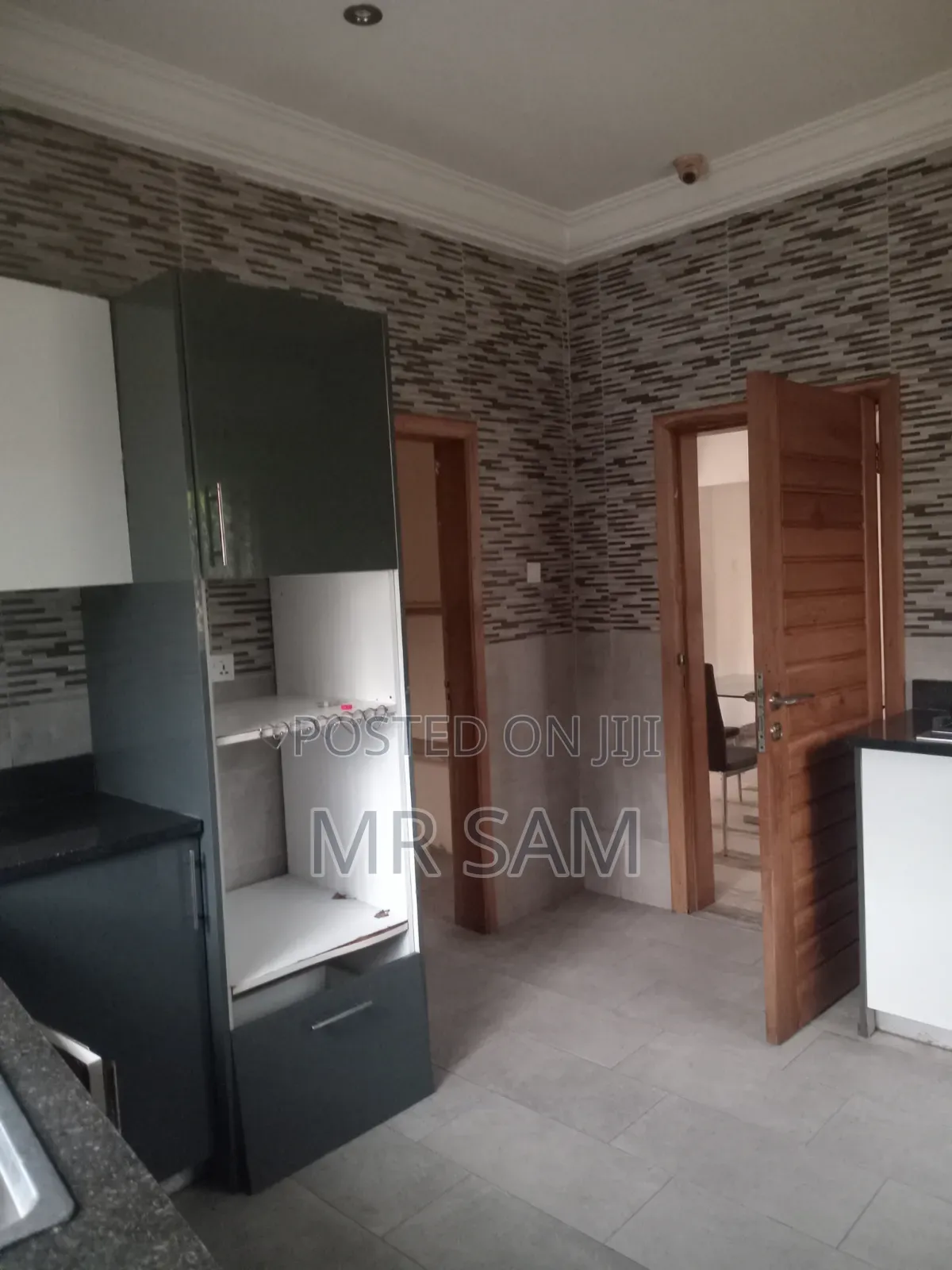 4bdrm House in Sam Properties, West Hills Mall Area for sale