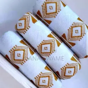 Kente Plug Nwentoma