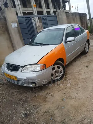 Nissan Sentra 2005 Yellow