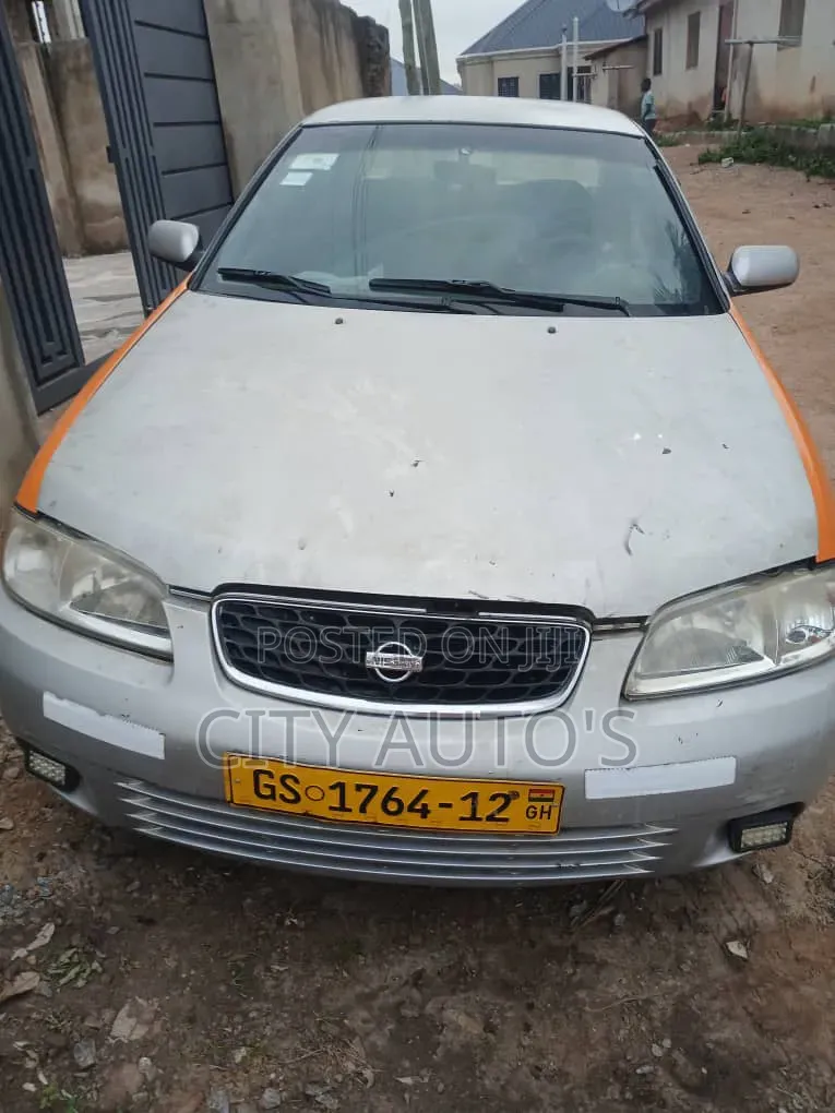 Nissan Sentra 2005 Yellow