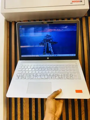 Laptop HP Pavilion 15 8GB Intel Core i5 SSD 256GB