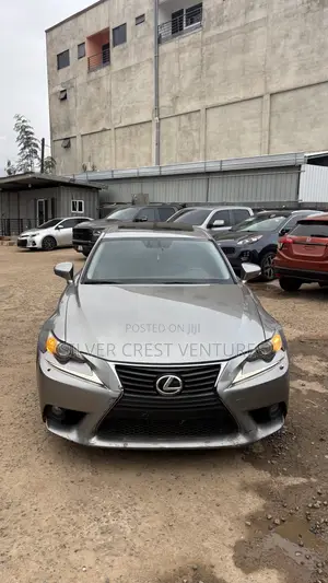 Lexus IS 250 4WD 2014 Gold