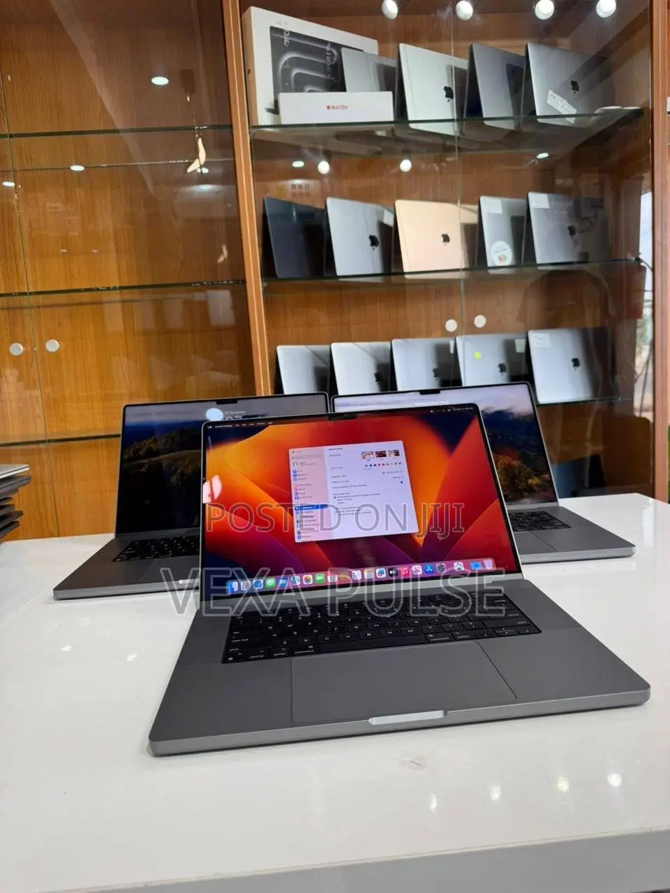 Laptop Apple MacBook Pro 2021 M1 16GB Apple M1 Pro SSD 1T
