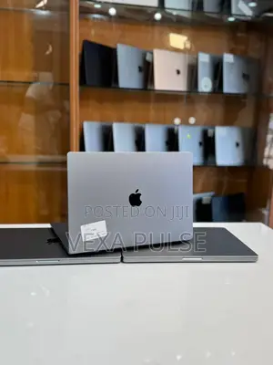 Laptop Apple MacBook Pro 2021 M1 16GB Apple M1 Pro SSD 1T