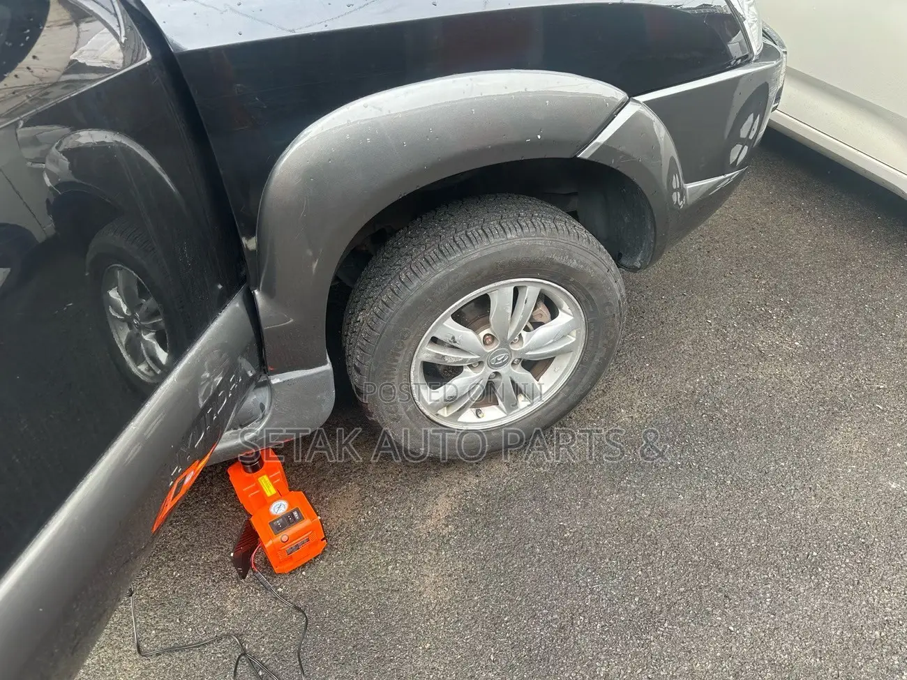 Electric Car Jack 5tons 12v Portable Hydraulic Jack