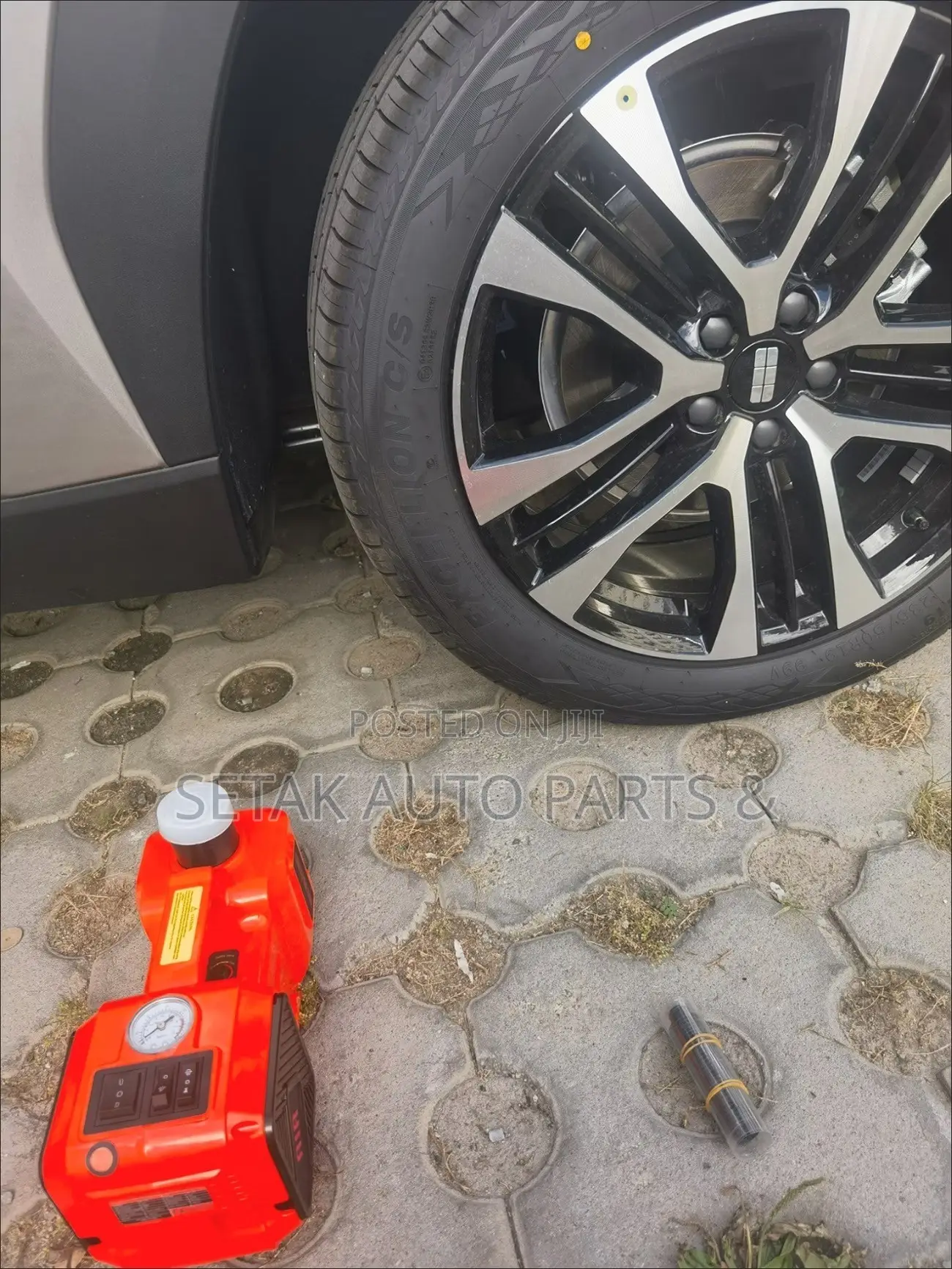 Electric Car Jack 5tons 12v Portable Hydraulic Jack