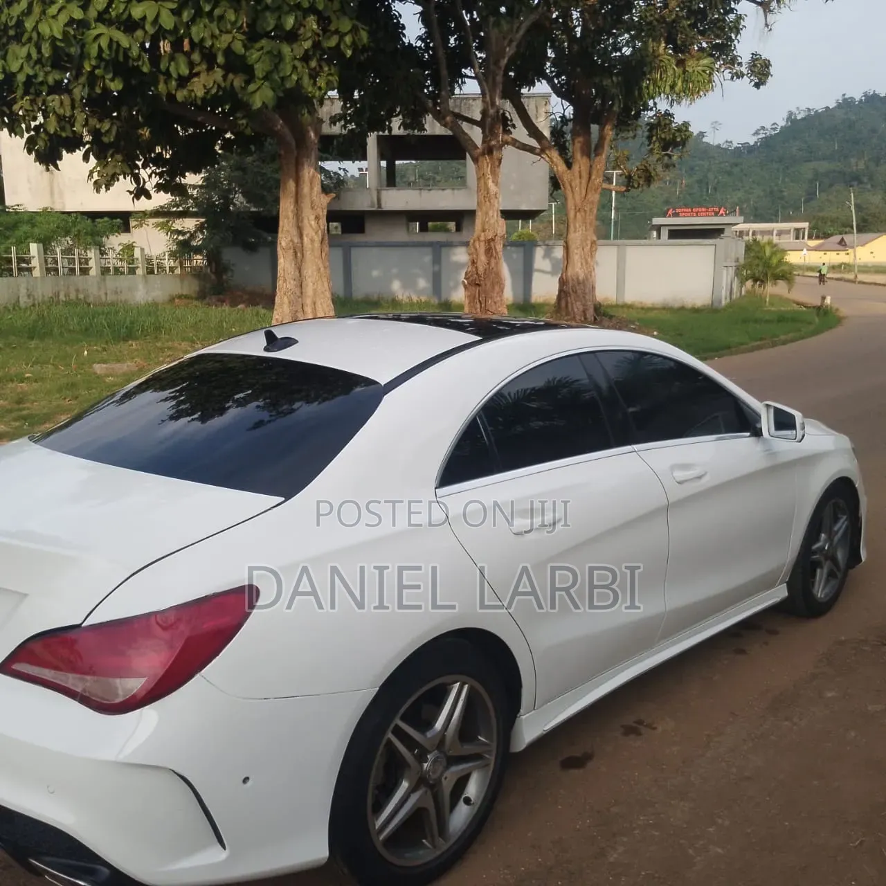 Mercedes-Benz CLA-Class 2016 Off white