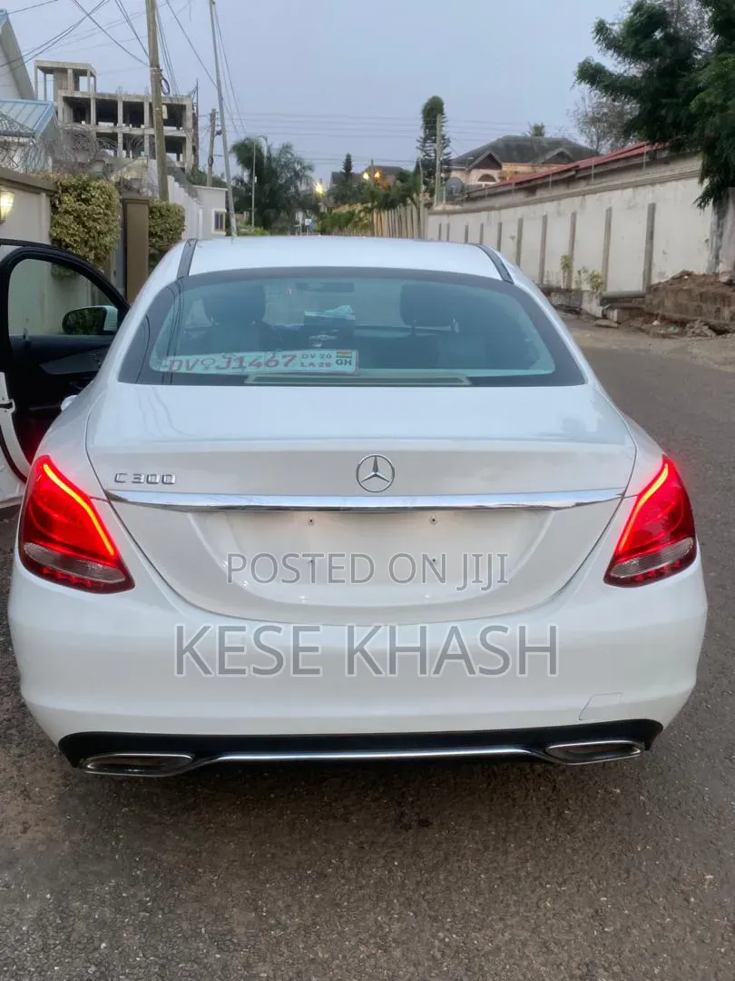 Mercedes-Benz C300 2016 White