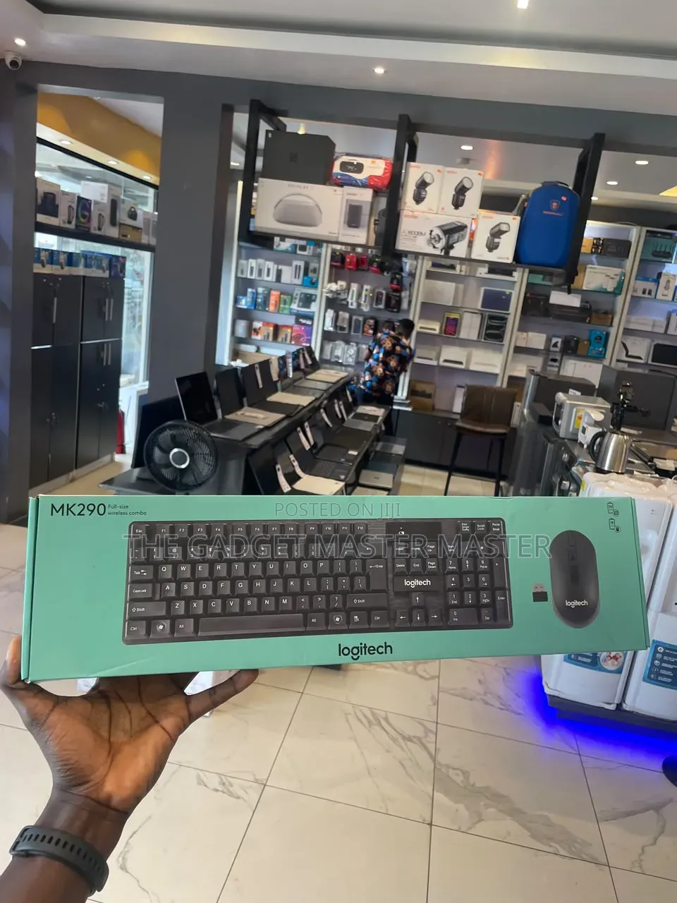 Logitech Mk290 Wireless Keyboard and Mouse Combo