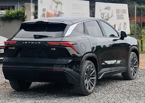 Jetour Dashing 1.5 Petrol FWD 2023 Black