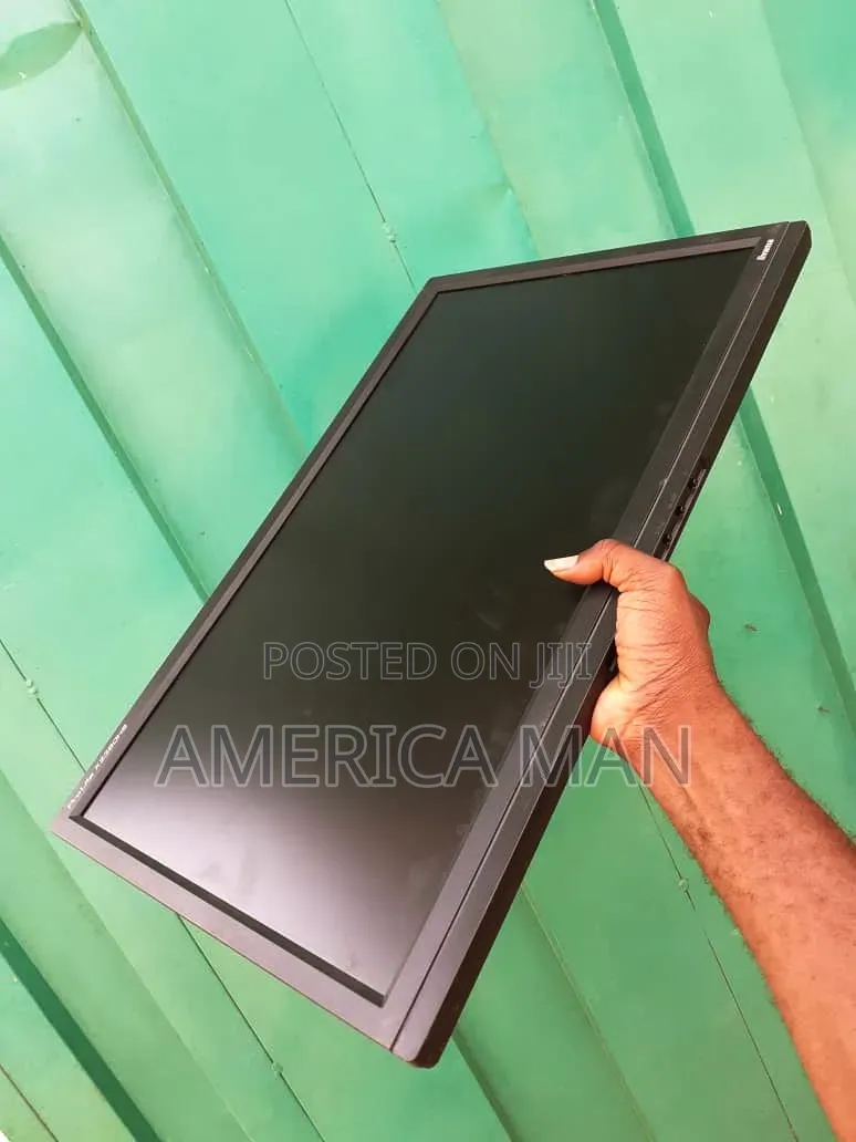 24" Inches Iyama Flat Monitor