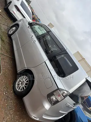 Toyota Voxy 2012 Silver