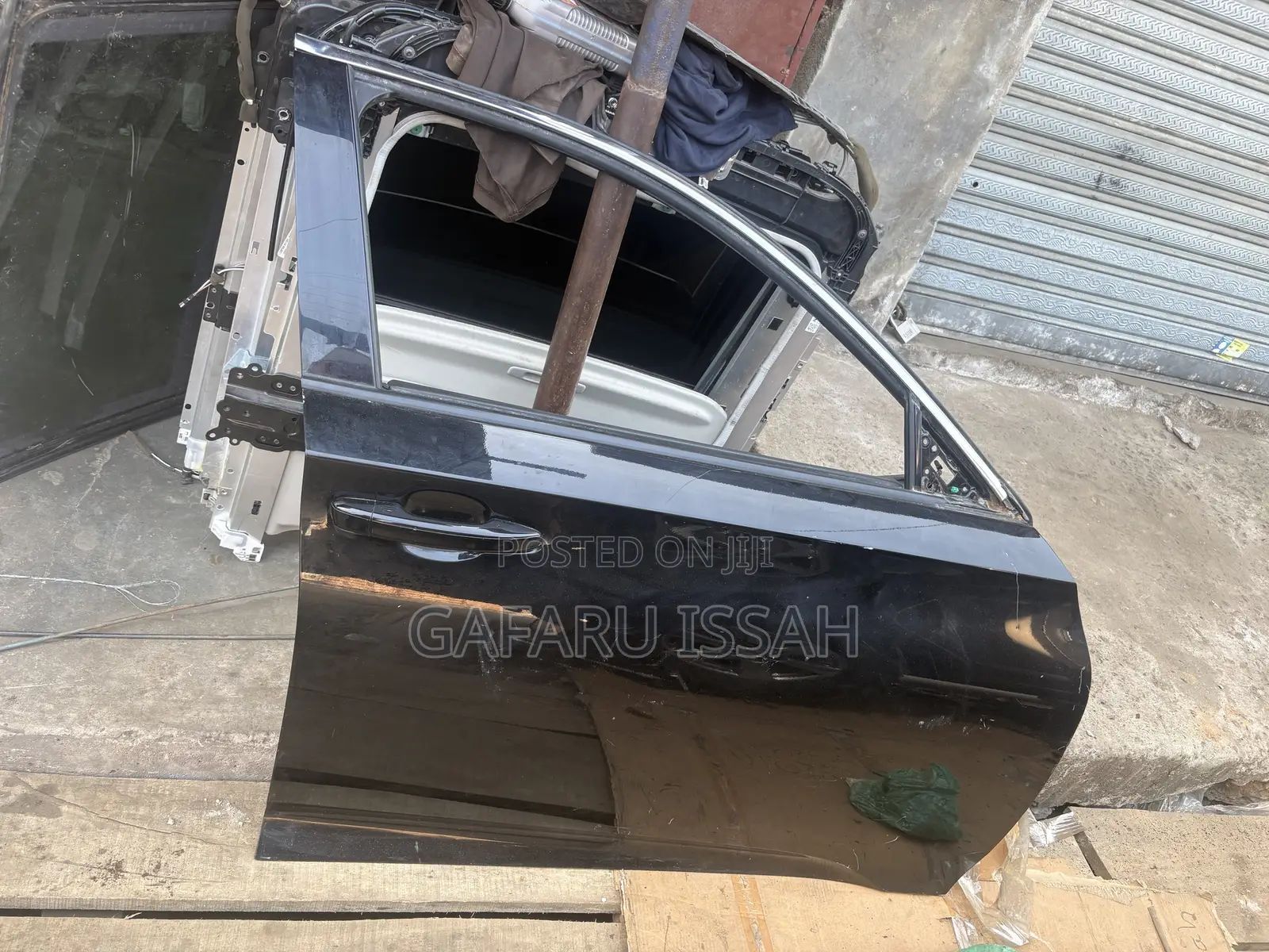 Honda Accord 2019- Front Right Door
