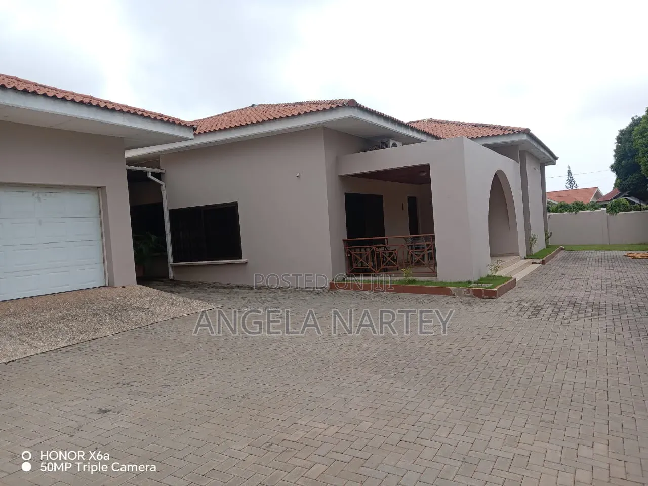 3bdrm House in Regimanuel Estates, Accra Metropolitan for sale