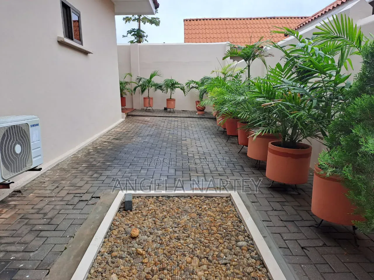 3bdrm House in Regimanuel Estates, Accra Metropolitan for sale