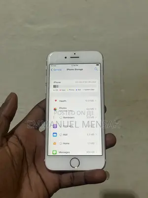 Apple iPhone 6s 64 GB Purple
