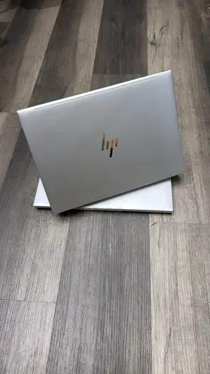 Laptop HP EliteBook 840 G10 16GB Intel Core i7 SSD 512GB