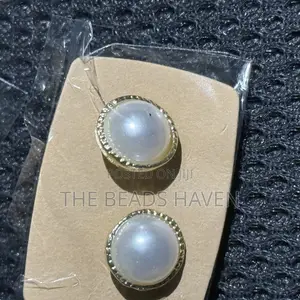 Earrings With Pearl Details