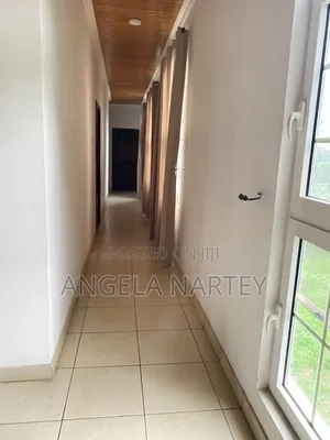 5bdrm House in Transacco Estates, Accra Metropolitan for sale