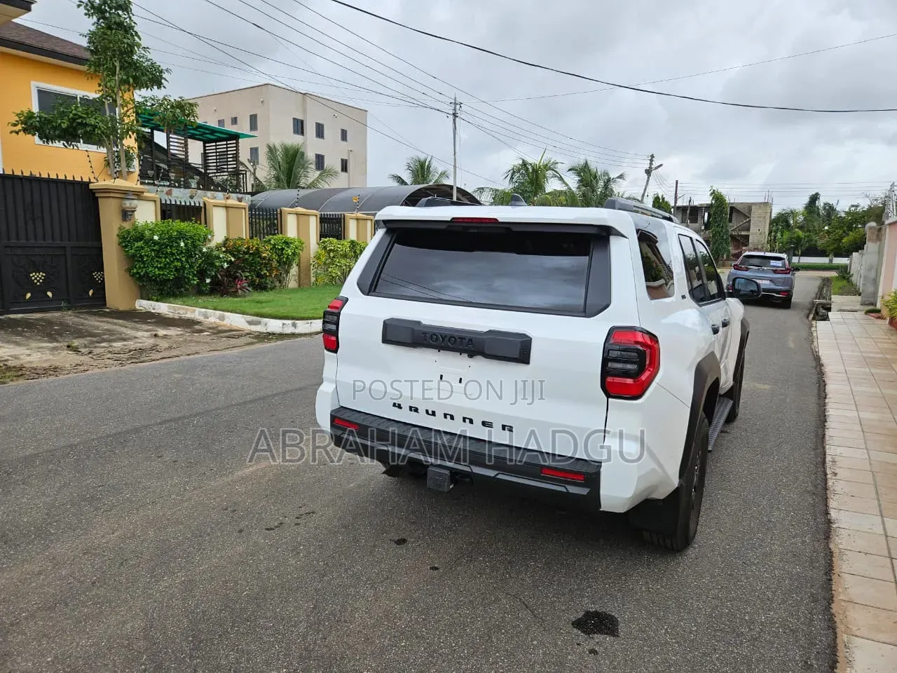 Toyota 4-Runner 2025 White