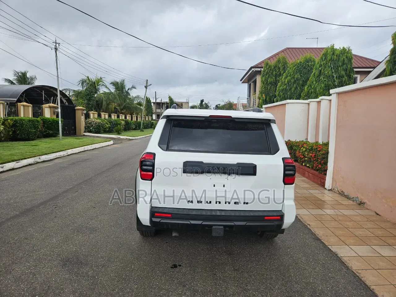 Toyota 4-Runner 2025 White