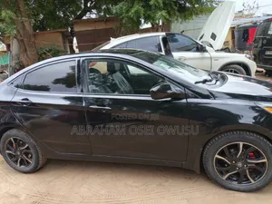 Hyundai Accent 2012 Black