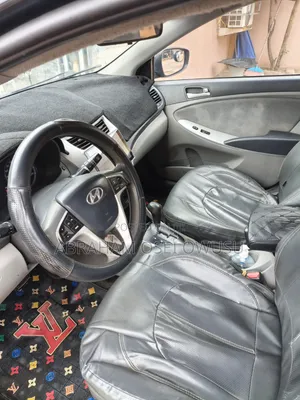 Hyundai Accent 2012 Black