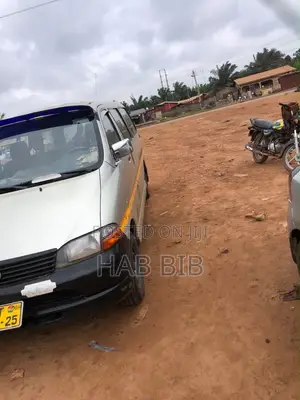 Toyota HiAce 2008 Brown