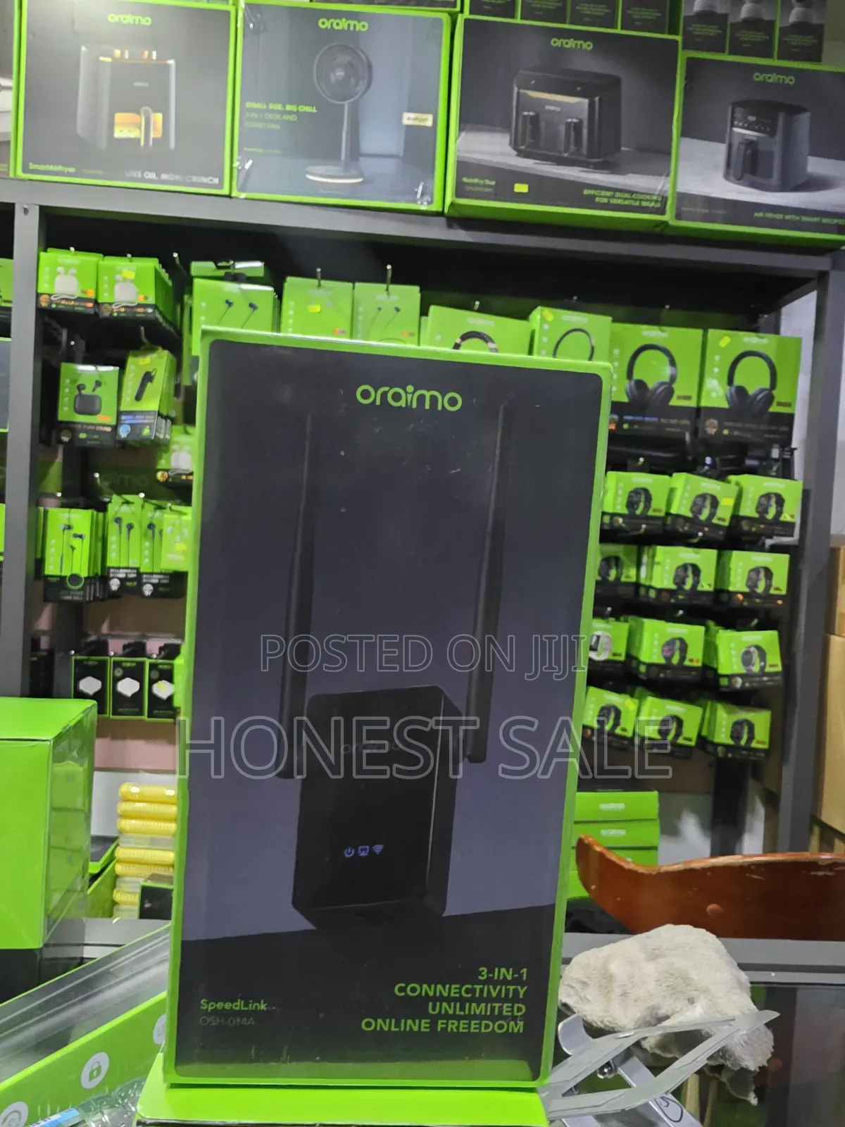 Oraimo SpeedLink Access Point, Repeater Router 3-in-1 WiFi Extender