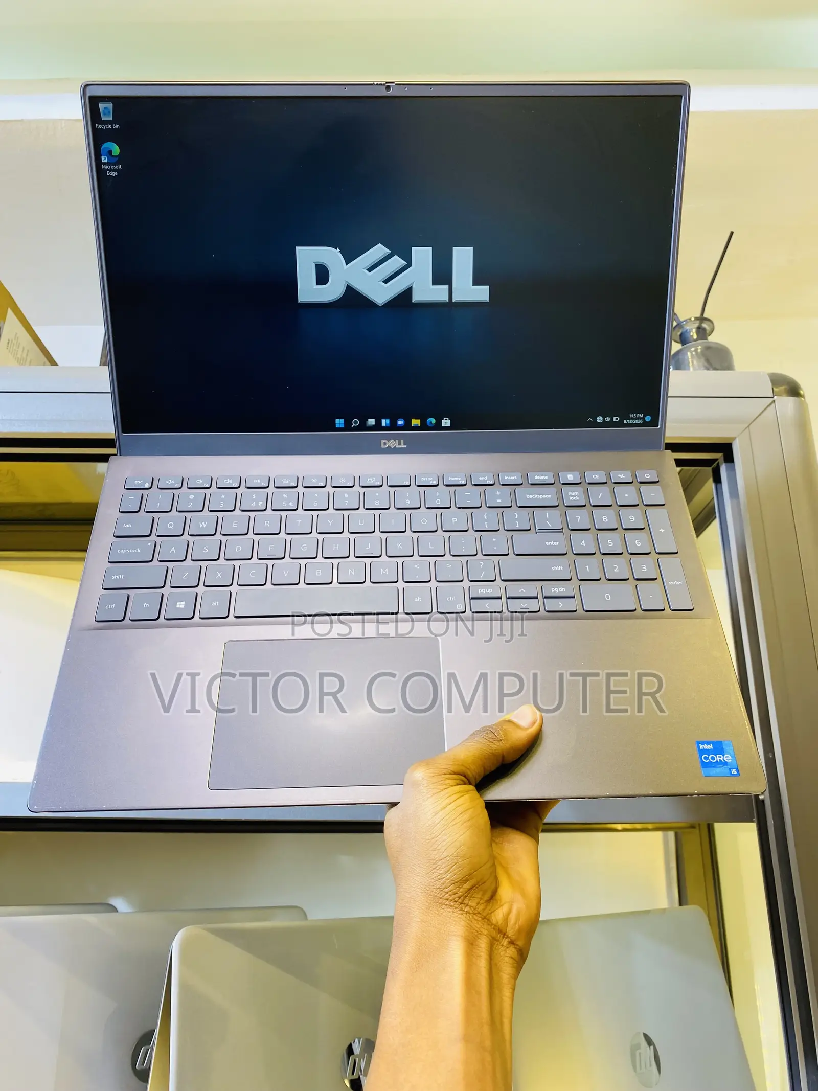 Laptop Dell Inspiron 15 5502 8GB Intel Core i5 SSD 256GB
