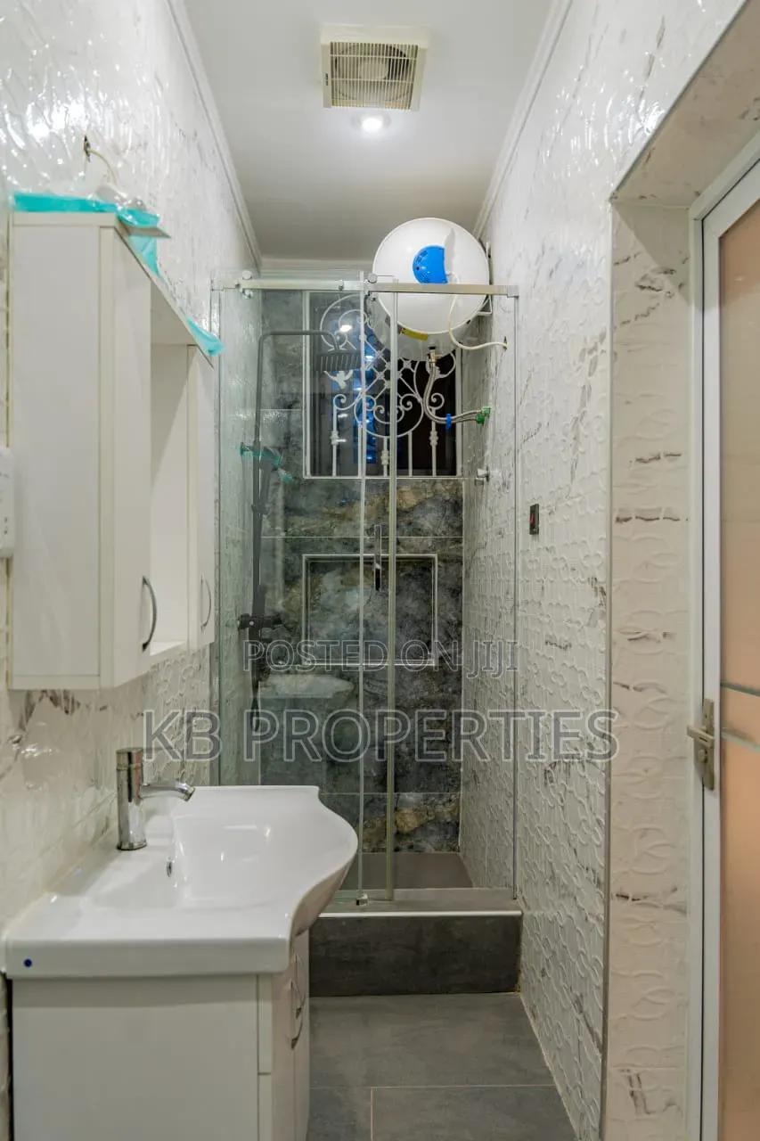 Furnished 4bdrm Apartment in Kb Properties, Manet Junction for rent