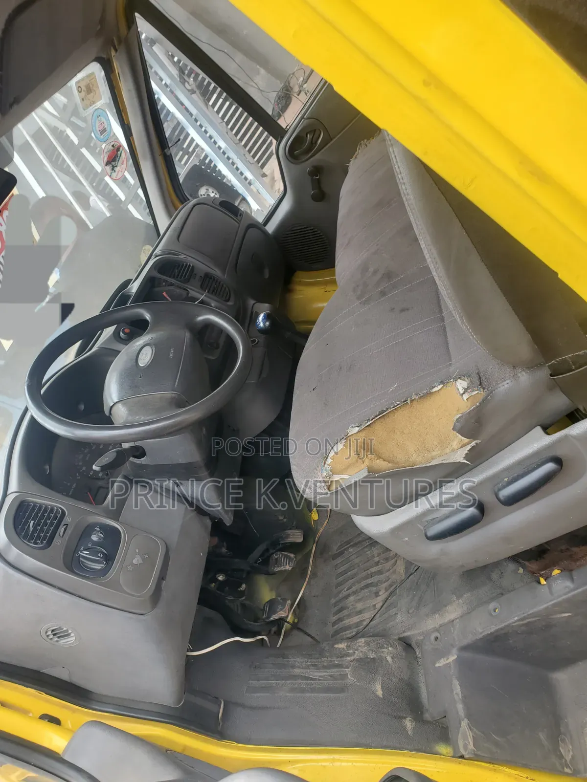 Ford Transit 2008 Yellow