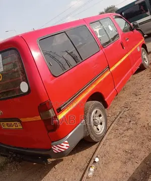 Toyota HiAce 2008 Red