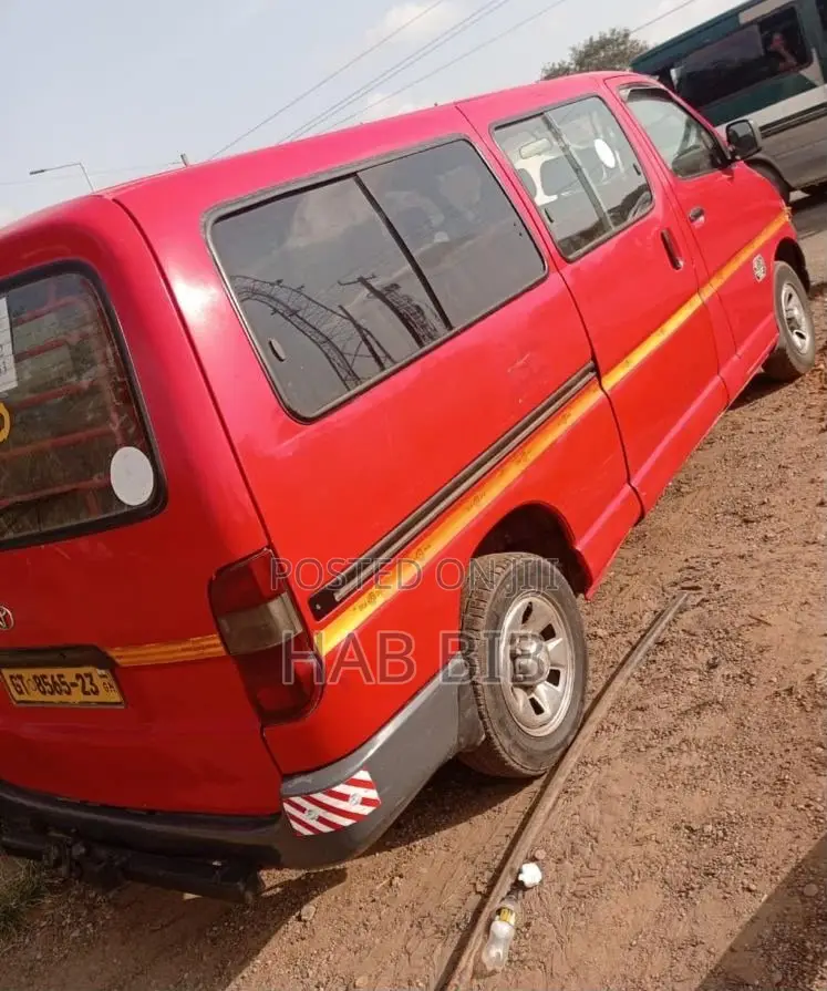 Toyota HiAce 2008 Red