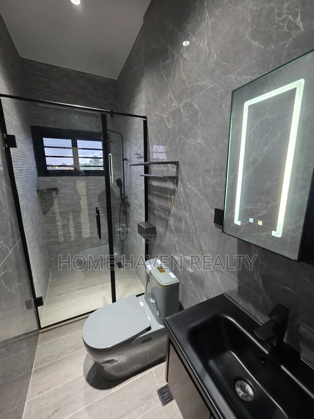 5bdrm House in Tse Addo, Tseaddo for rent