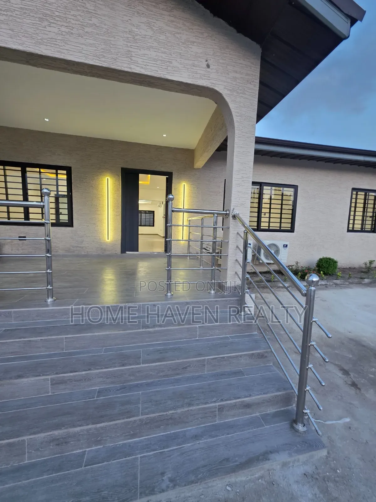5bdrm House in Tse Addo, Tseaddo for rent